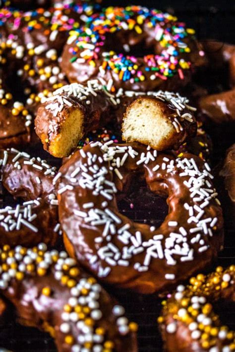 Yeast Raised Doughnuts With Chocolate Glaze Doughnuts Chocolate Glaze