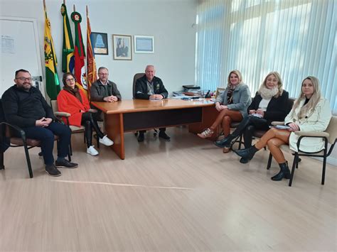 Prefeitura de Sobradinho promove reunião para tratar sobre o Natal das