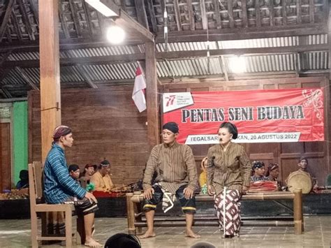 Puncaki Peringatan Hut Ri Dusun Gandu Adakan Jalan Sehat Bersama