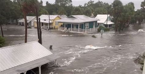 Hurac N Idalia Toc Tierra En Florida Inundaciones Y Masivas Evacuaciones