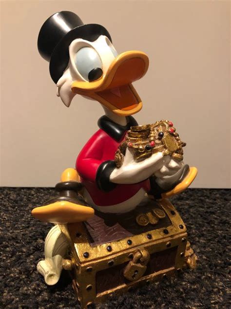 Walt Disney Beeld Dagobert Duck Op Schatkist 28 Cm Catawiki