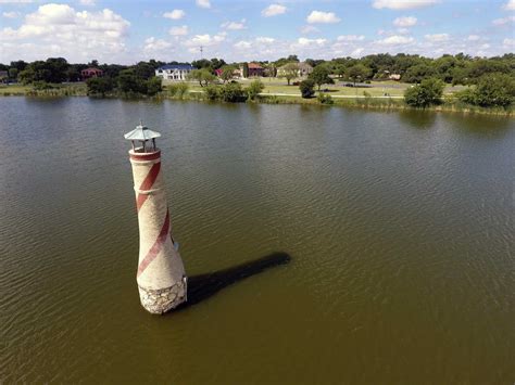 How San Antonios Iconic Woodlawn Lakes Lighthouse Came To Be