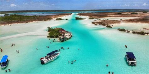 Historia Del Canal De Los Piratas En Bacalar