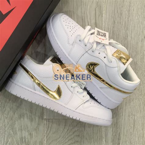 Nike Air Jordan 1 Low White Metallic Gold