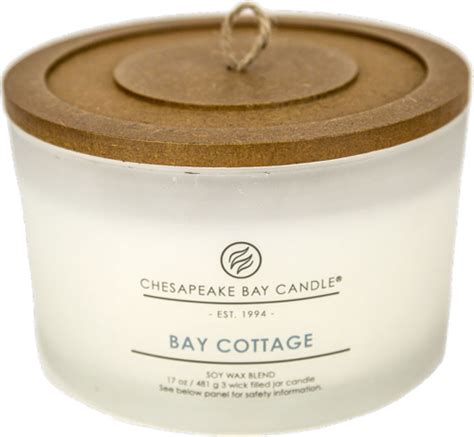 Chesapeake Bay Candle Bay Cottage Coffee Table Jar Candle White