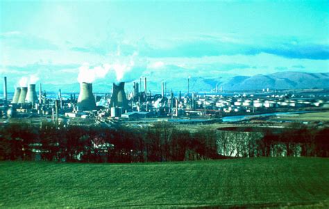 View of BP oil refinery, Grangemouth - Falkirk Council