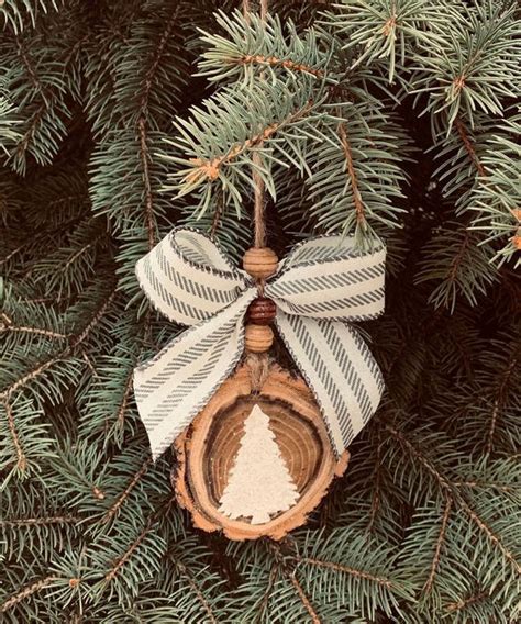 25 Rustic Christmas Ornaments Youll Love Shelterness