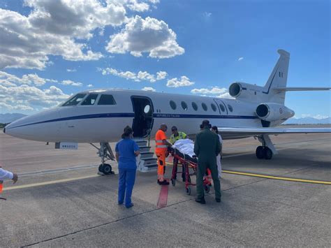 Aeronautica Militare Donna In Pericolo Di Vita Trasportata Da Cagliari