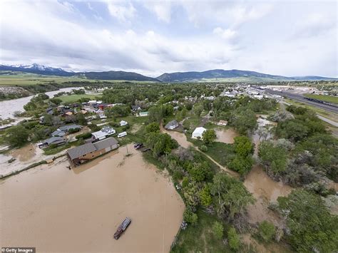 Yellowstone May Be Closed Indefinitely After Once In A Thousand Year Flooding Daily Mail Online