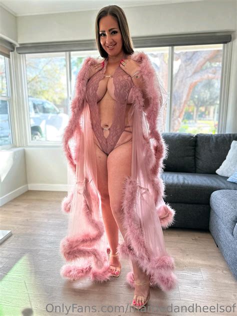 Marriedandheelsof Nude OnlyFans Leaks Photos The Fappening Leaked Photos