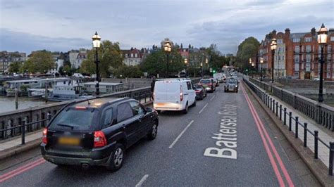 Battersea Bridge Incident Today: Cyclist Dies On London’s Battersea Bridge - Vo Truong Toan High ...