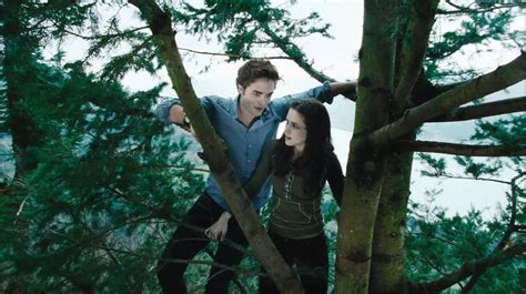 Bellaedward Twilight Trailer 3 Hq Edward And Bella Image 2556423