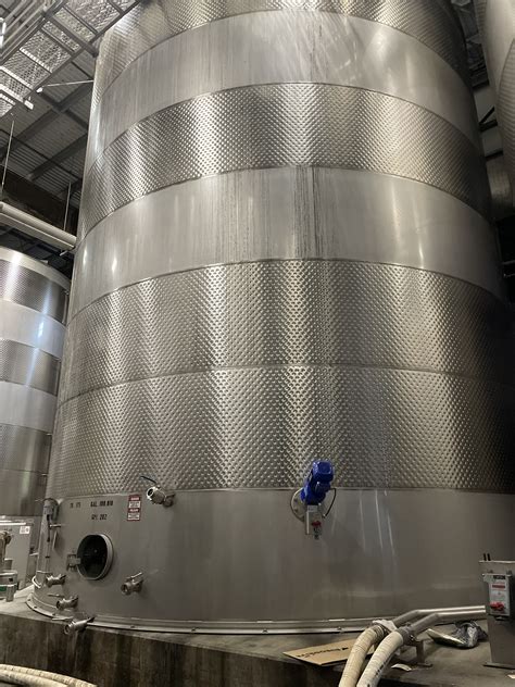 STAINLESS STEEL MIXING PROCESS AND SPECIALTY TANKS Santa Rosa