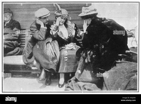 Titanic survivors hi-res stock photography and images - Alamy