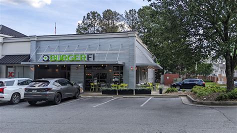 Best Burger In Alpharetta Top 10 Places To Try Dine Dream Discover