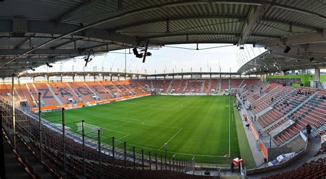 Interior Stadion Zag Bia Lubin Lubin Polonia Capacidad