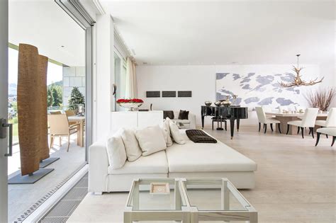 St Moritz Luxury Chalets, St Moritz Ski Resort & Ski Holidays | Leo Trippi