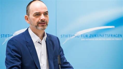 Stiftung F R Zukunftsfragen Herausforderungen Mit Mut Begegnen Ndr