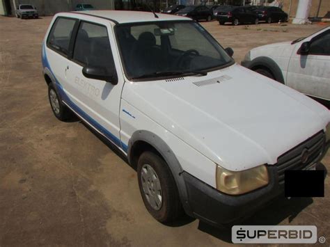 Leilão de FIAT UNO MILLE WAY ECON 1 0 2010 2011 Placa FINAL 3 SP