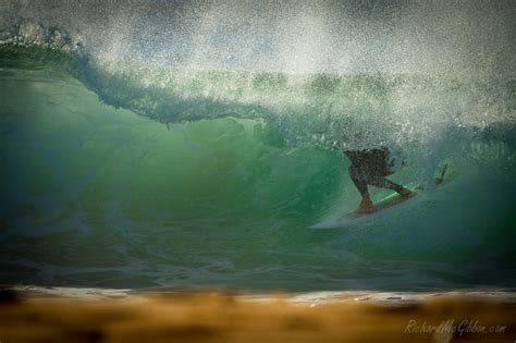 Surfing Narrabeen - Richard McGibbon Photography