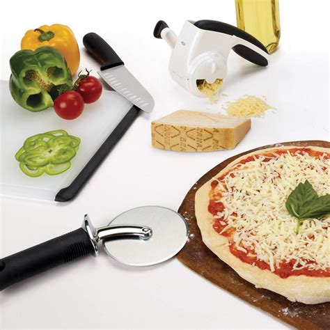 Oxo Pizza Wheel And Cutter 4 Inches Stainless Steel