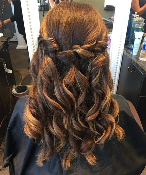 Unique Long Hairstyles For Date Night With Simple Style Stunning And Glamour Bridal Haircuts