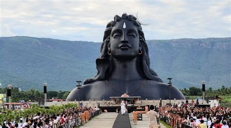 Adiyogi The Source Of Yoga The Isha Yoga Center