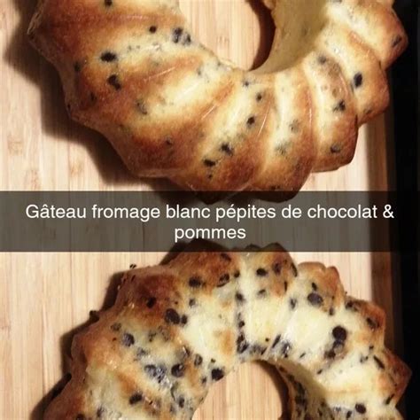 Gâteaux pépites de chocolat et pommes dans le savarin double Guy Demarle