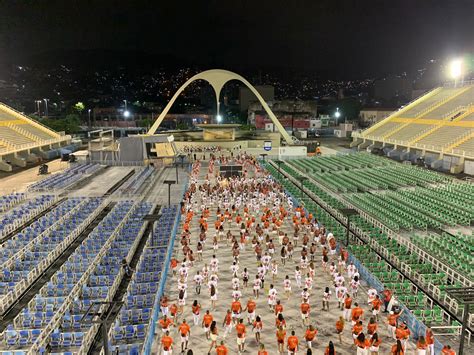 Ensaio T Cnico Carnaval Mocidade Para So Do Tuiuti E Salgueiro