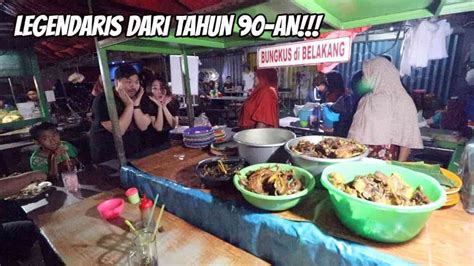 Kedai Makanan Pinggir Jalan Di Bekasi Yang Ramai Dikunjungi