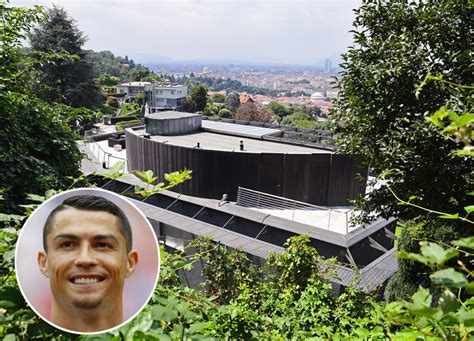 La Nuova Casa Di Cristiano Ronaldo A Torino