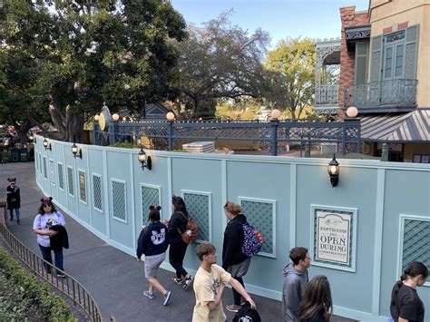 Photos Disneylands French Market Closes To Make Way For Tianas