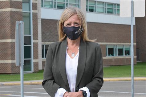 Alberta Ndp Leader Rachel Notley Addresses Dire Situation At Red Deer