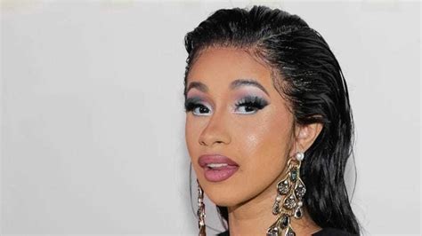 Cardi B Becomes First Female Rapper In History With A Diamond Certified