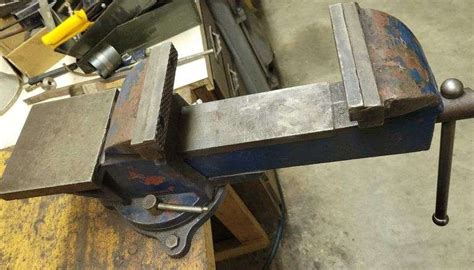 Swordfish Bench Vise Sherwood Auctions