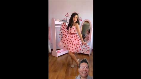 Lara Campos Nos Ense A Sus Mejores Outfit Reacci N Youtube