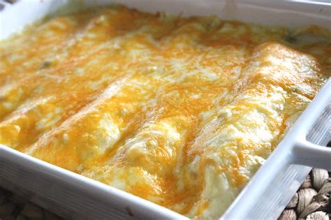 White Chicken Enchiladas With White Sauce