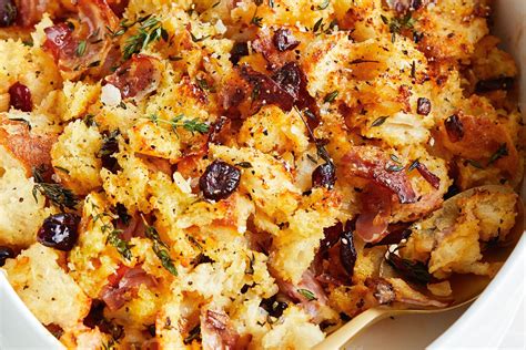 Christmas Stuffing Tray Bake Recipe