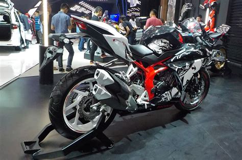 Honda Lansir Cbr Rr Special Edition The Art Of Kabuki Di Giias