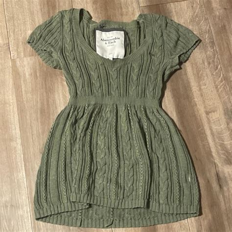 Abercrombie Fitch Women S Green And Khaki Jumper Depop