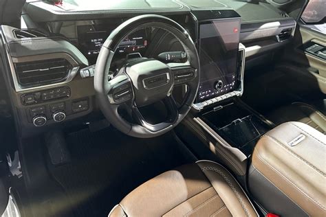 2025 GMC Yukon First Look: More Luxe, More Tech