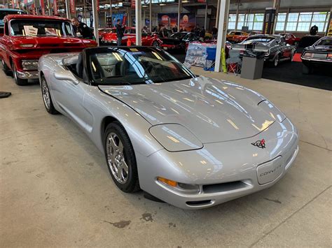 1999 Chevrolet Corvette Convertible at Indy 2019 as W66.1 - Mecum Auctions