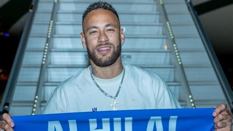 Neymar Apresentado No Al Hilal Mas Estreia Adiada