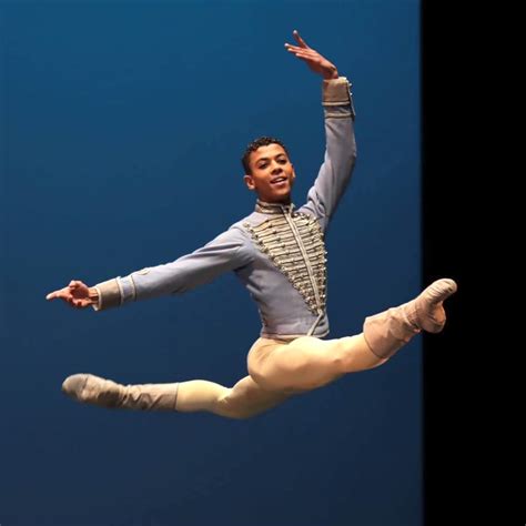 Guillaume Diop danseur Étoile de l Opéra de Paris