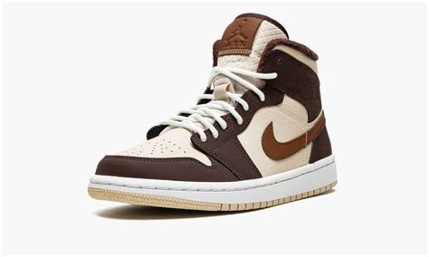 Air Jordan Mid Se Mns Wmns Brown Basalt Fleece Stadium Goods