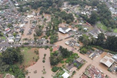 Número de mortos após ciclone no Rio Grande do Sul chega a 27 Brasil