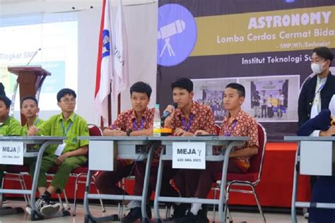 Foto Lomba Cerdas Cermat Astronomi Di Itera Peserta Didorong Jadi