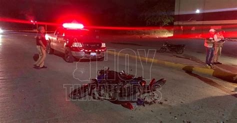 Hoy Tamaulipas Choque De Motos Dejo Tres Jovenes Graves En Altamira