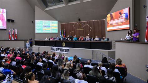 ALEAM Deputados debatem caso Julieta Hernández em Cessão de Tempo no