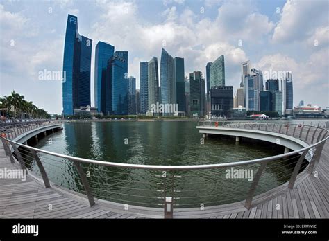 The Singapore skyline and Marina Bay in Singapore Stock Photo - Alamy